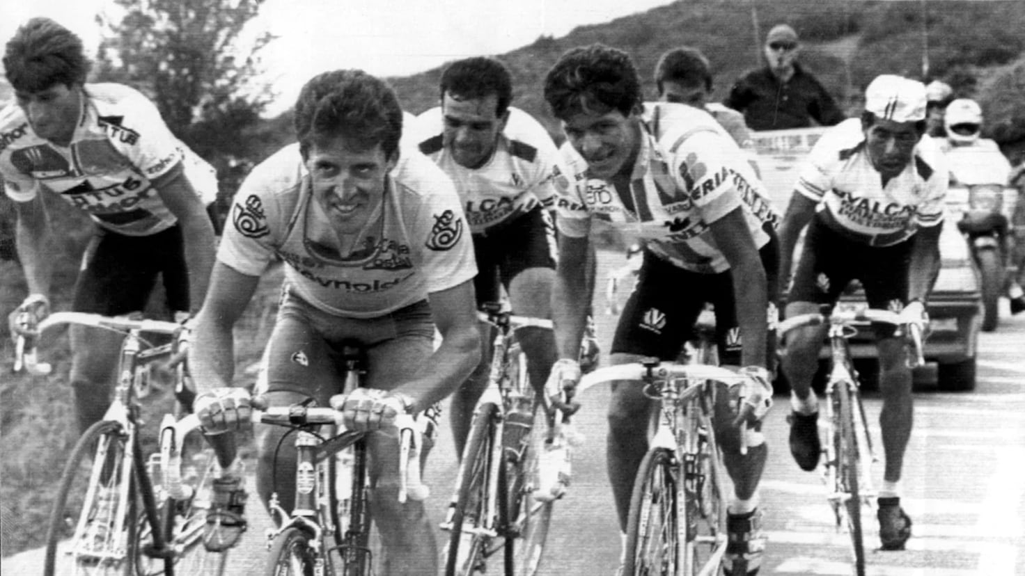 Perico Delgado'nun Tarihi Cerler Zaferi: Vuelta España'da Kolombiyalı Dağ Krallarına Sprint Galibiyeti