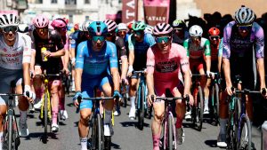 2025 Giro d'Italia 8. Etap: İtalya Turunda Büyük Heyecan ve Çekişme