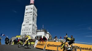 Tadej Pogacar Mont Ventoux Rekorunu Kırdı! Tour de France 2025 16. Etap'ta Tarihi Başarı