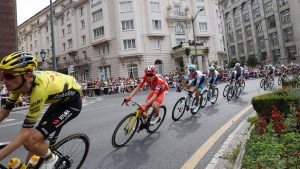 Vingegaard Vuelta 2025 Bilbao Etabında Tarihi Olay! Kazananı Olmayan Etapta Liderliğini Pekiştirdi