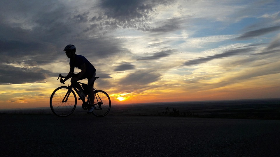 [Race Across America cycling]