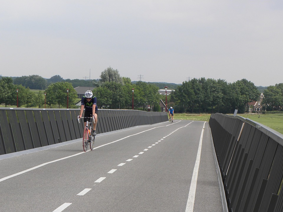 [bike racing]