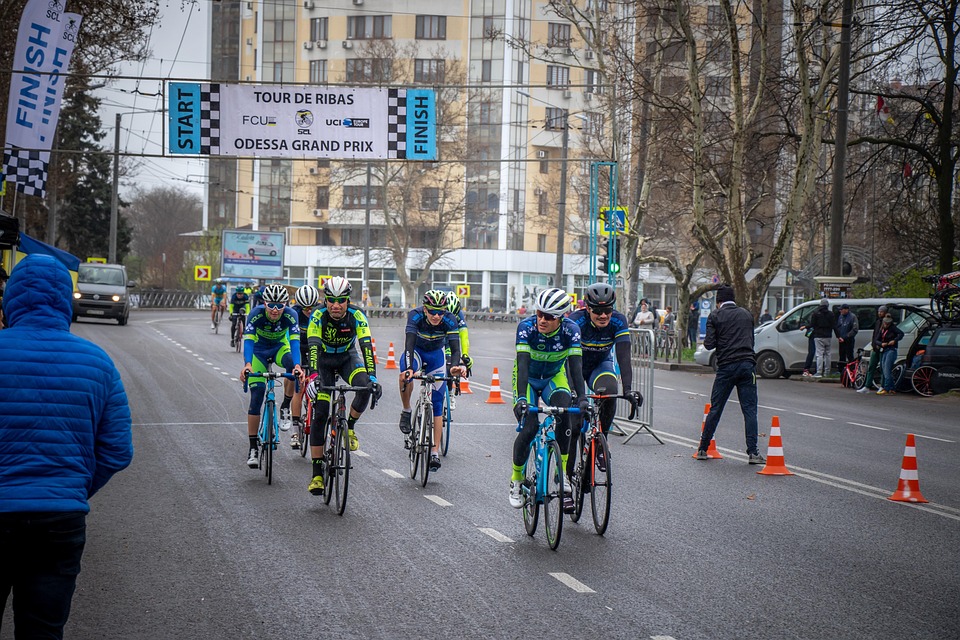 [Race Across America cycling]
