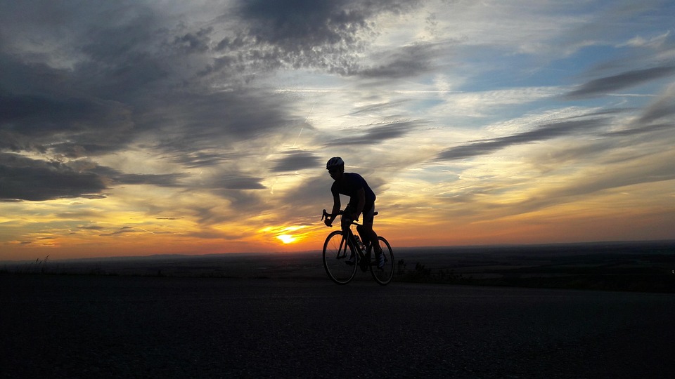 [Race Across America cycling]