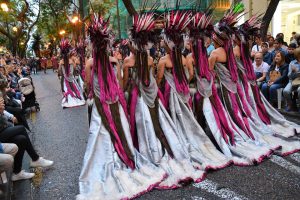 [Quebrantahuesos y Treparriscos]