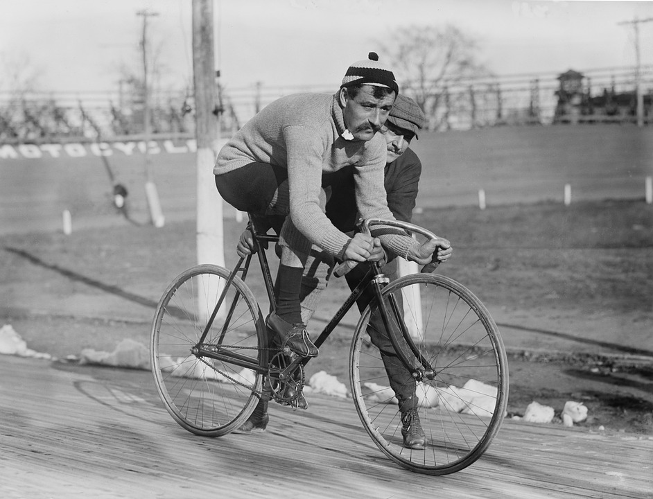 [Race Across America cycling]