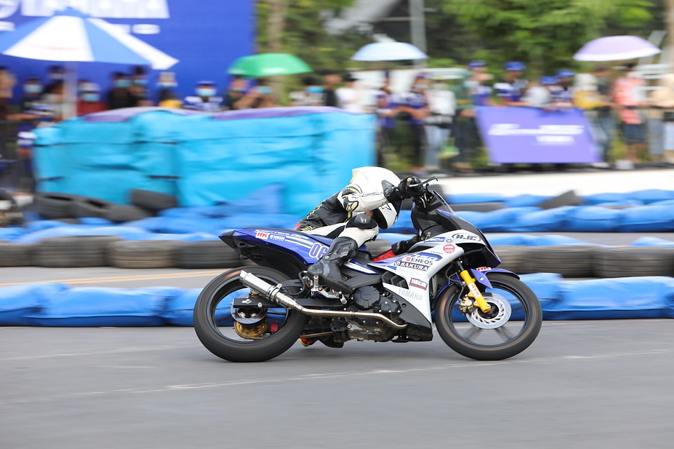 [Race Across America cycling]