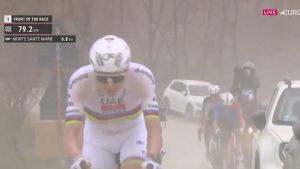 Pogacar tarihe geçti: 80 km kala tek başına saldırıyla Strade Bianche’yi domine ederek kazandı